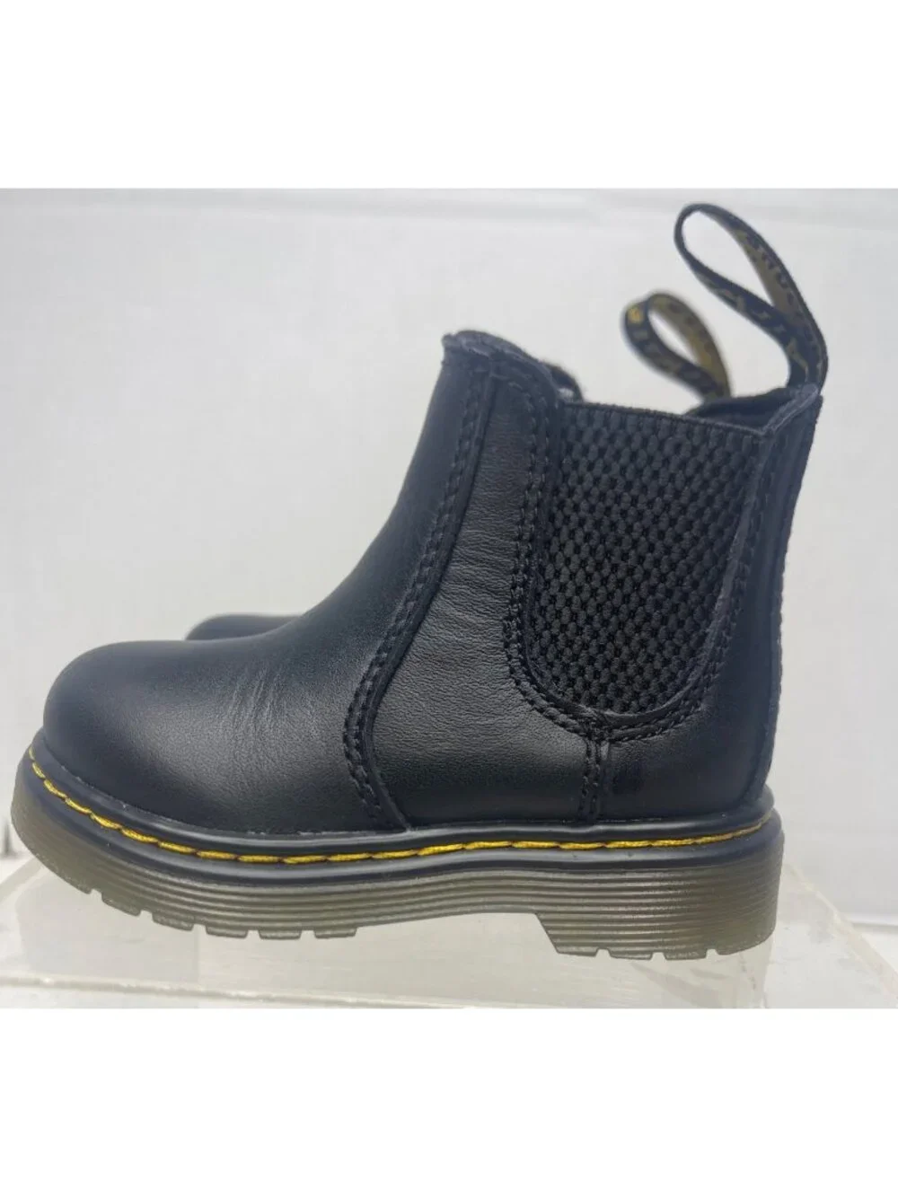 Dr. Marten's Toddler 2976 Chelsea Black Leather Boot SZ 6 Unisex Classic Durable